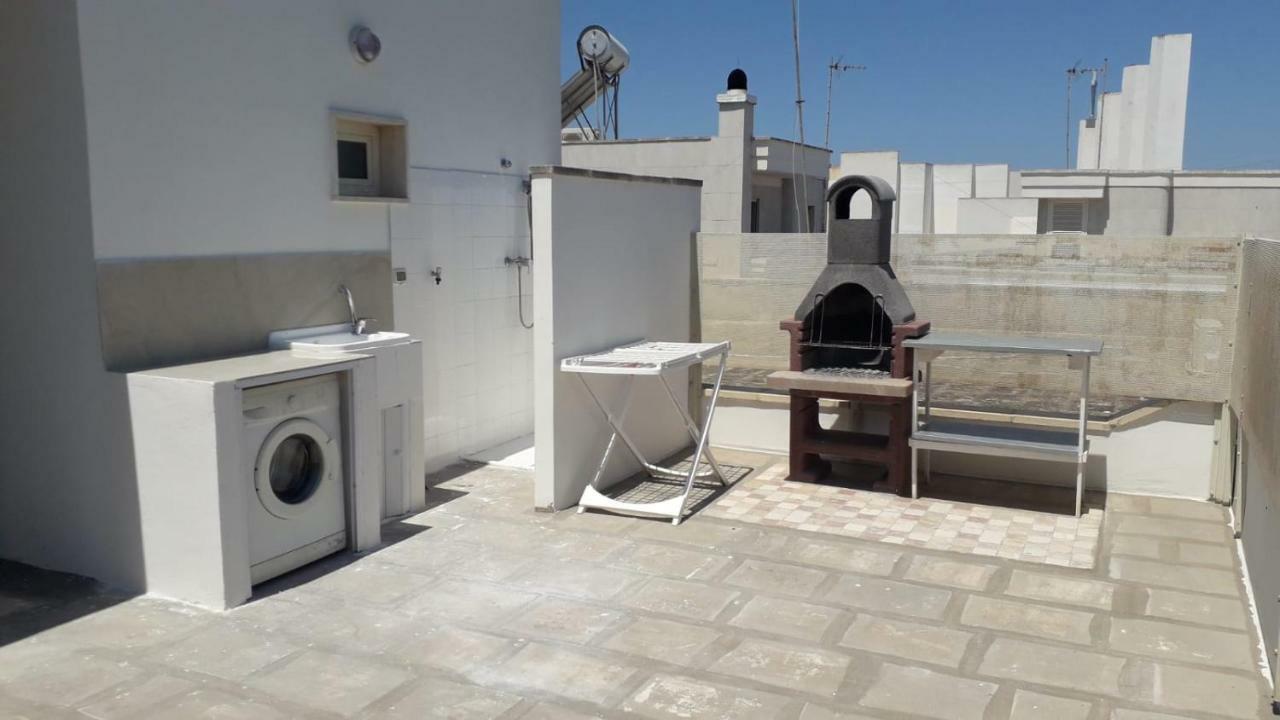 فيلا Attico A 150 Mt Dal Mare مارينا دي مانكافيسا المظهر الخارجي الصورة